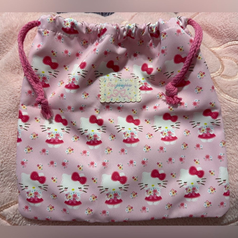 NWOT Hello Kitty Pink Drawstring Bag